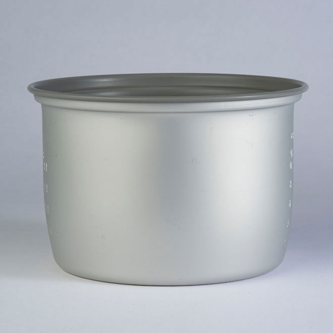 Pan (B226) for NS-RNC18A / RPC18 (10 Cup Model) *Not interchangeable with NRC-18 model T9